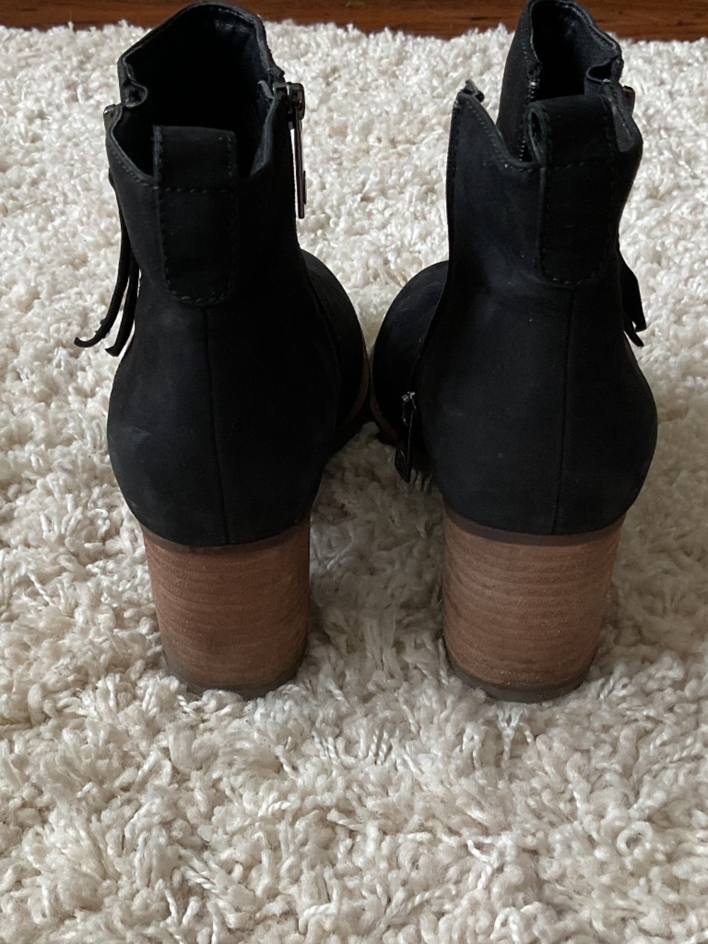 🐣Blondo Nina Whipstitch Waterproof Black Suede Bootie - size 8 - Picture 3 of 8